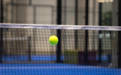 Trening padla dla seniorów – dlaczego warto?